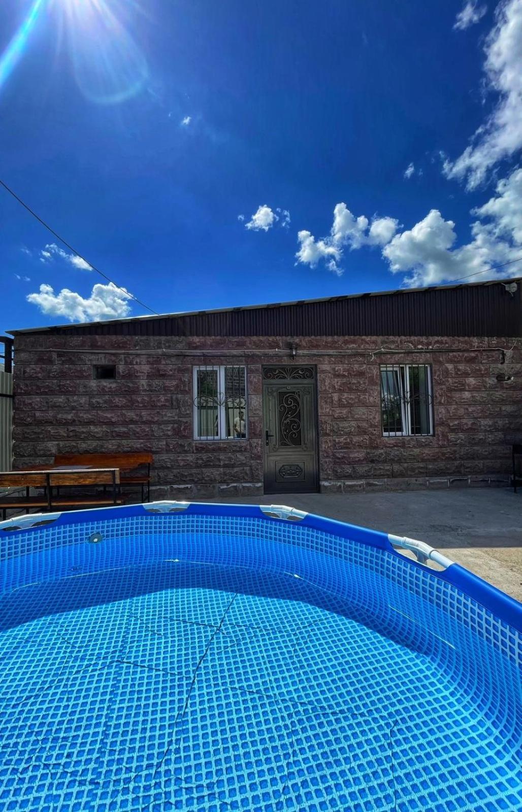 Lidiani Guest House Гюмри Экстерьер фото